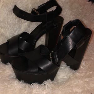 Chunky high heels, size 6.5